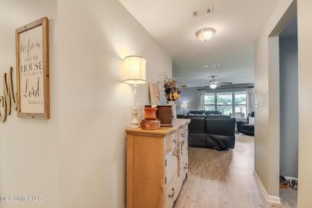406 E Petunia Drive, Long Beach, Mississippi 39560, Estados Unidos