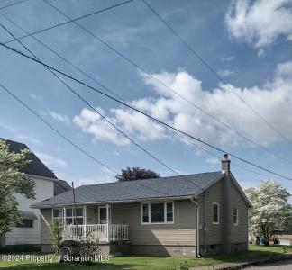 271 Poplar Street, Dickson City, Pennsylvanie 18519, États-Unis