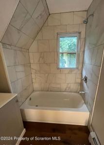 913 Ash Street 3, Scranton, ペンシルベニア 18510, アメリカ合衆国