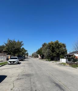 422 E. 81st Street, Los Angeles, California 90003