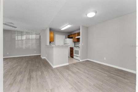 6160 Westgate Drive #104, ORLANDO, Florida 32835, Estados Unidos