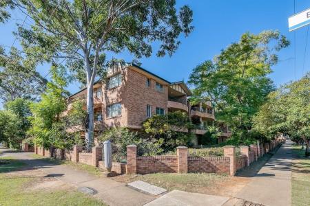 3/33-35 Good Street, Westmead, NSW 2145, Australia