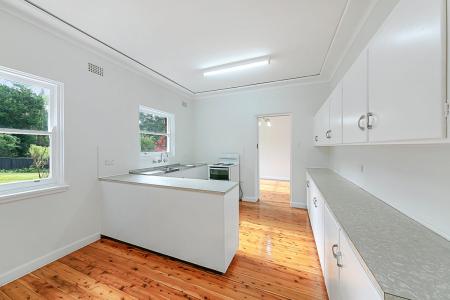 26 Carlisle Crescent, Beecroft, NSW 2119, Australia