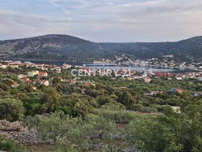 Marina, Vinišće, Marina, Splitsko-dalmatinska Županija 21226, Croatie