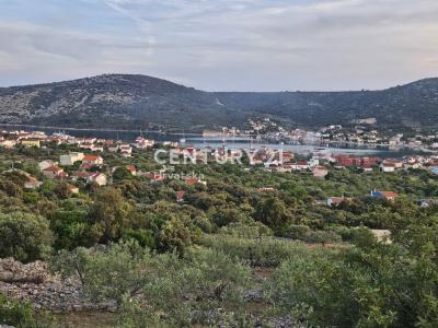 Marina, Vinišće, Marina, Splitsko-dalmatinska Županija 21226, Croatia