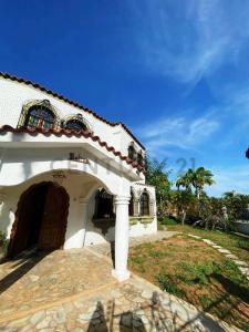 Francisco Esteban Gomez Casa de Dos plantas, El Pilar (Los Robles), Nueva Esparta 6311, Venezuela