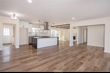 1532 E Algrove Street, Covina, Californie 91724, États-Unis