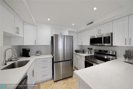 3505 S Ocean Dr 209, Hollywood, Floride 33019, États-Unis