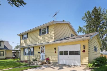 304 Brook Street, Beaver Dam, Wisconsin 53916, USA