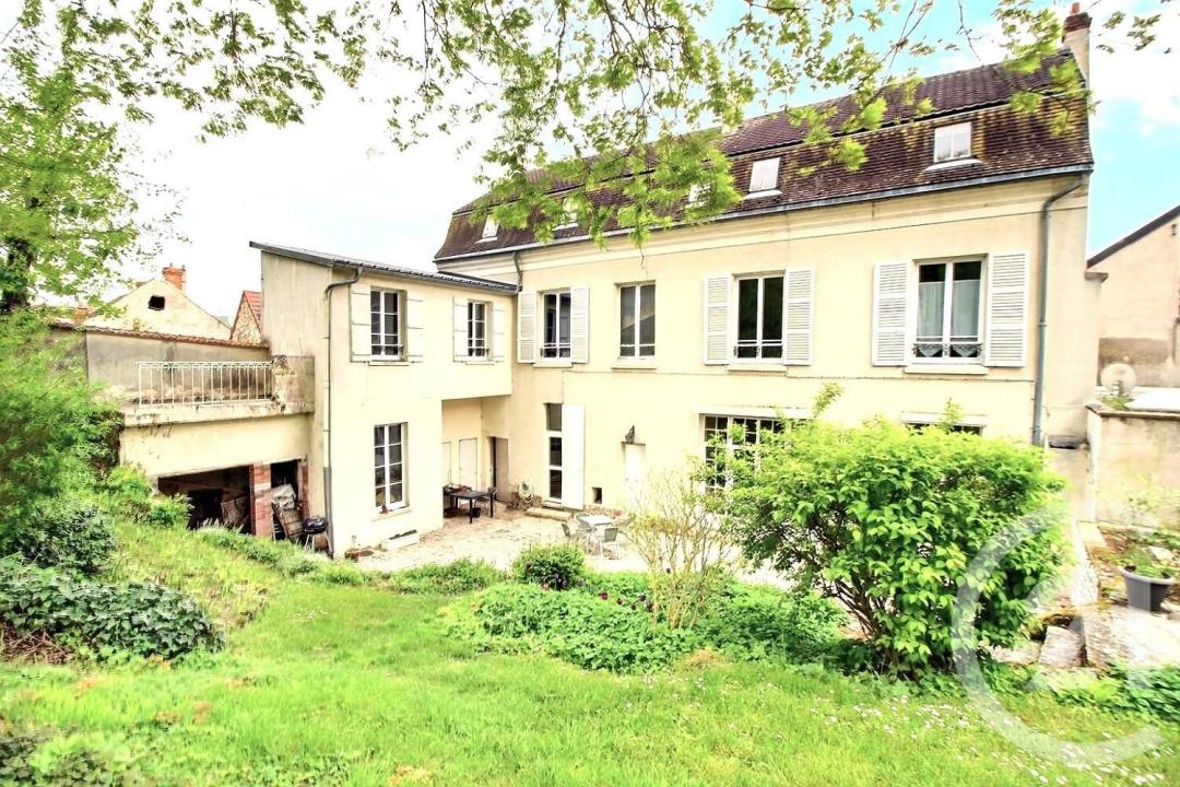 Dormans, Champagne-Ardenne 51700, France