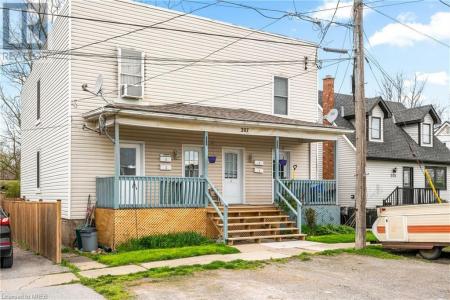 207 BEAVER STREET, Thorold, Ontario L2V 1B8, Canada