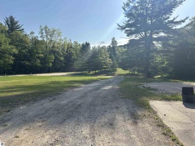 1866 W Ludington Drive, Farwell, Michigan 48622, Estados Unidos