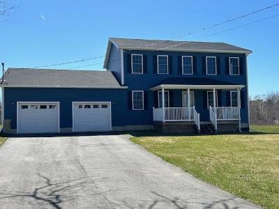 18 Deer Run Drive, Orrington, Maine 04474, USA