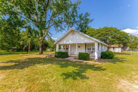 204 Grand Avenue, Haskell, Arkansas 72015
