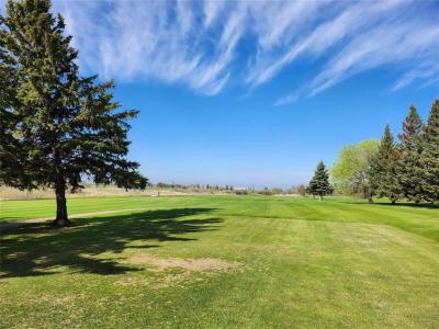 3 PEGGY AVENUE, Brandon, Manitoba R7C 1C1, Canada