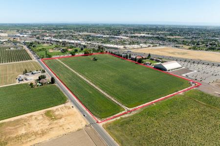 3000 W Tuolumne Road, Turlock, קליפורניה 95380, ארצות הברית של אמריקה