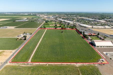 3000 W Tuolumne Road, Turlock, קליפורניה 95380, ארצות הברית של אמריקה