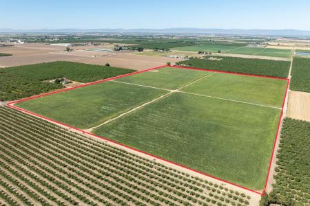 4013 W Tuolumne Road, Turlock, Kalifornia 95380, USA