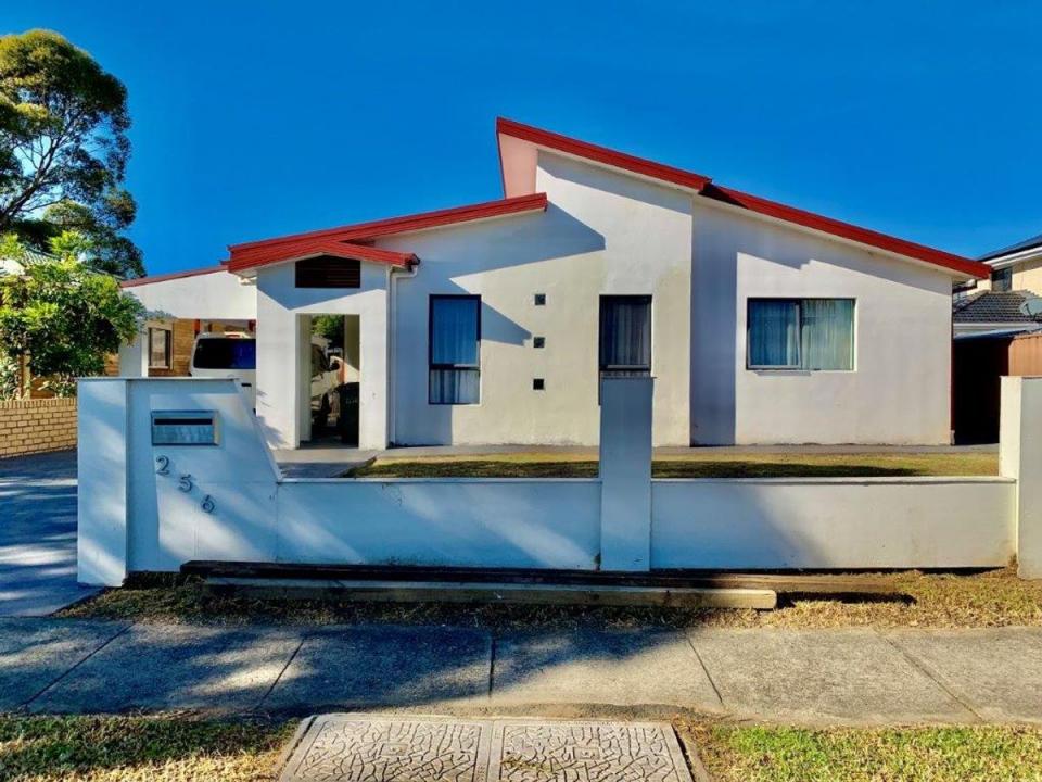 256 Prairie Vale Road, Bossley Park, NSW 2176, Australia