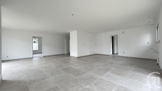 L Huisserie, Kraj Loary 53970, Francja