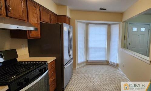 1006 Maplecrest Road, Edison, NJ 08820, USA