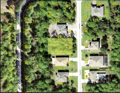 8193 Consul St, Port Charlotte, Florida 33981, USA