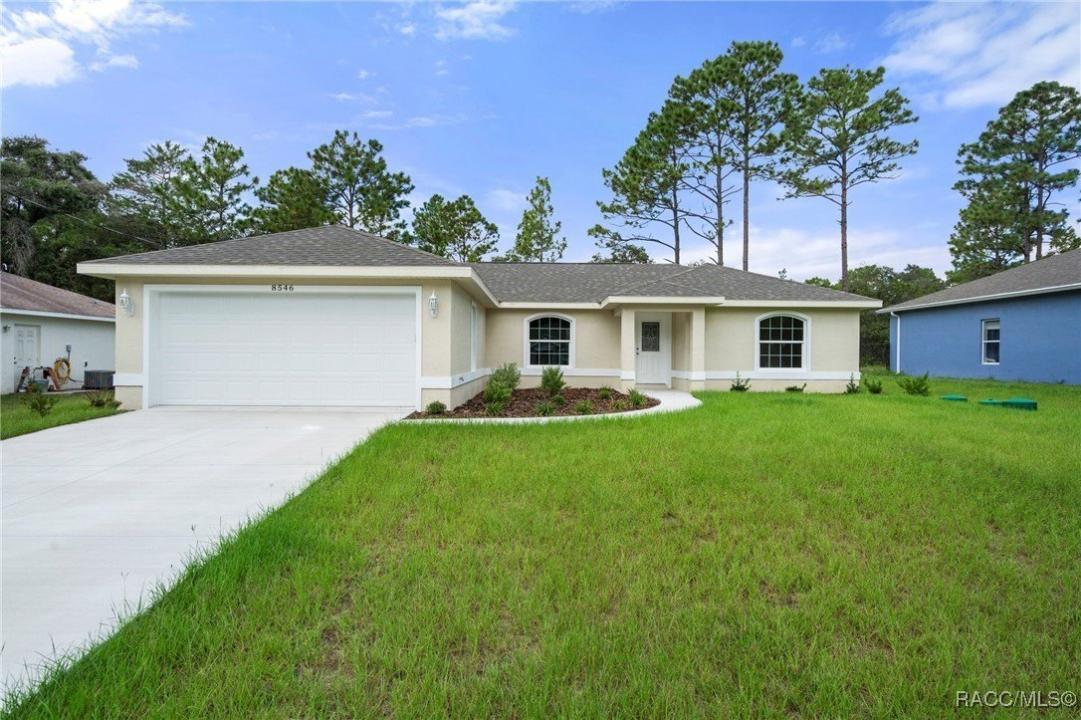 8546 N Empire Avenue, Citrus Springs, Florida 34433, Stati Uniti