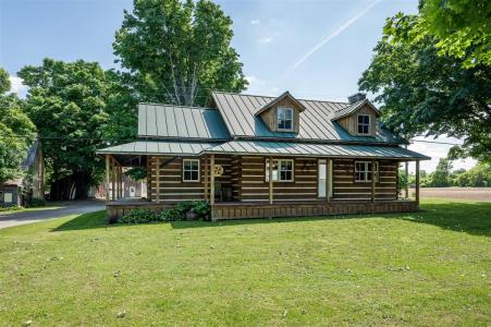 121  Ch. Ridge, Stanbridge East, Quebec J0J 2H0, Canada