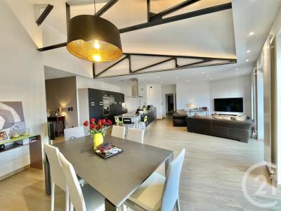 Moulins, Auvergne 03000, France