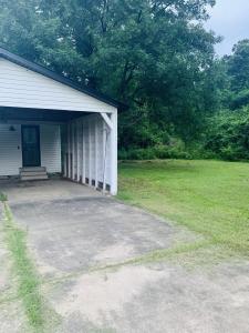 8109 Sulphur Springs Road, Pine Bluff, Арканзас 71603, Соединенные Штаты