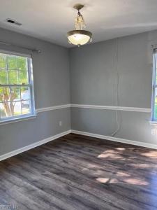 329 Nottingham Drive, Chesapeake, 弗吉尼亚州 23322, 美国