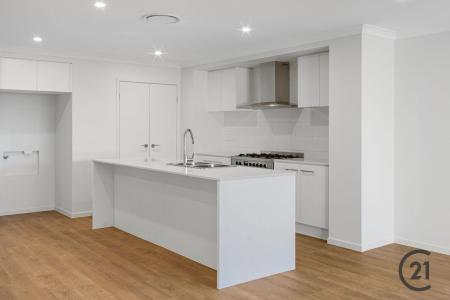 9 Rosemary Street, Greenbank, QLD 4124, Australia