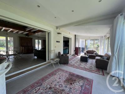 Le Plan De La Tour, Provence-Alpes-Côte D'Azur 83120, アキタン