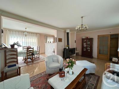 Rosoy, Bourgogne 89100, France