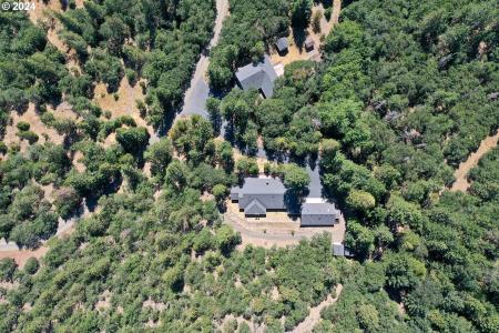 5831 OLD HIGHWAY 99, Ashland, Oregon 97520, USA