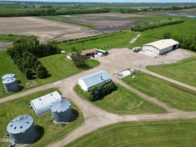 3853 91st Avenue, Jamestown, ND 58401, USA