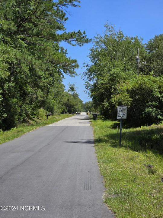 371 & 381 Elm Road, Boiling Spring Lakes, North Carolina 28461, USA