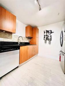 2775 NE 187th St 622, Aventura, فلوريدا 33180, الولايات المتحدة