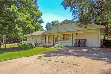 405 Meadowbrook Drive, Nacogdoches, تكساس 75964, الولايات المتحدة