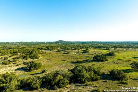 5548 N Us Highway 281, Blanco, Texas 78606