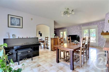 Roquebrune Sur Argens, Provence-Alpes-Côte D'Azur 83520, アキタン