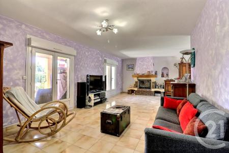 Roquebrune Sur Argens, Provence-Alpes-Côte D'Azur 83520, アキタン