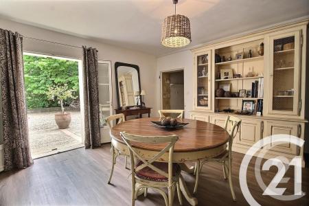 Cavaillon, Provence-Alpes-Côte D'Azur 84300, França
