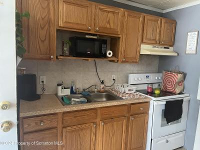 402 406 Susquehanna St, Forest City, Pennsylvania 18421, Stati Uniti