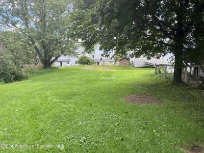 402 406 Susquehanna St, Forest City, Pennsylvania 18421, Stati Uniti