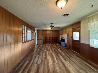 659 Pyle Mountain Road, McAlester, Oklahoma 74501