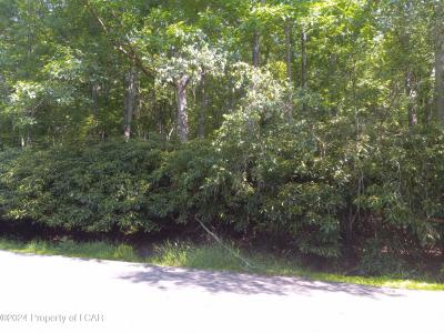 12 Debbie Drive, Drums, Pennsylvania 18222