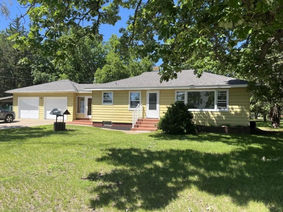 255 Waite Avenue N, Waite Park, Minnesota 56387, HOA KỲ
