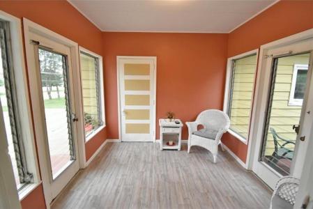 255 Waite Avenue N, Waite Park, Minnesota 56387, HOA KỲ