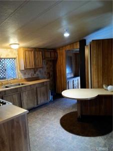 14111 Woodland Drive, Clearlake, California 95422, USA